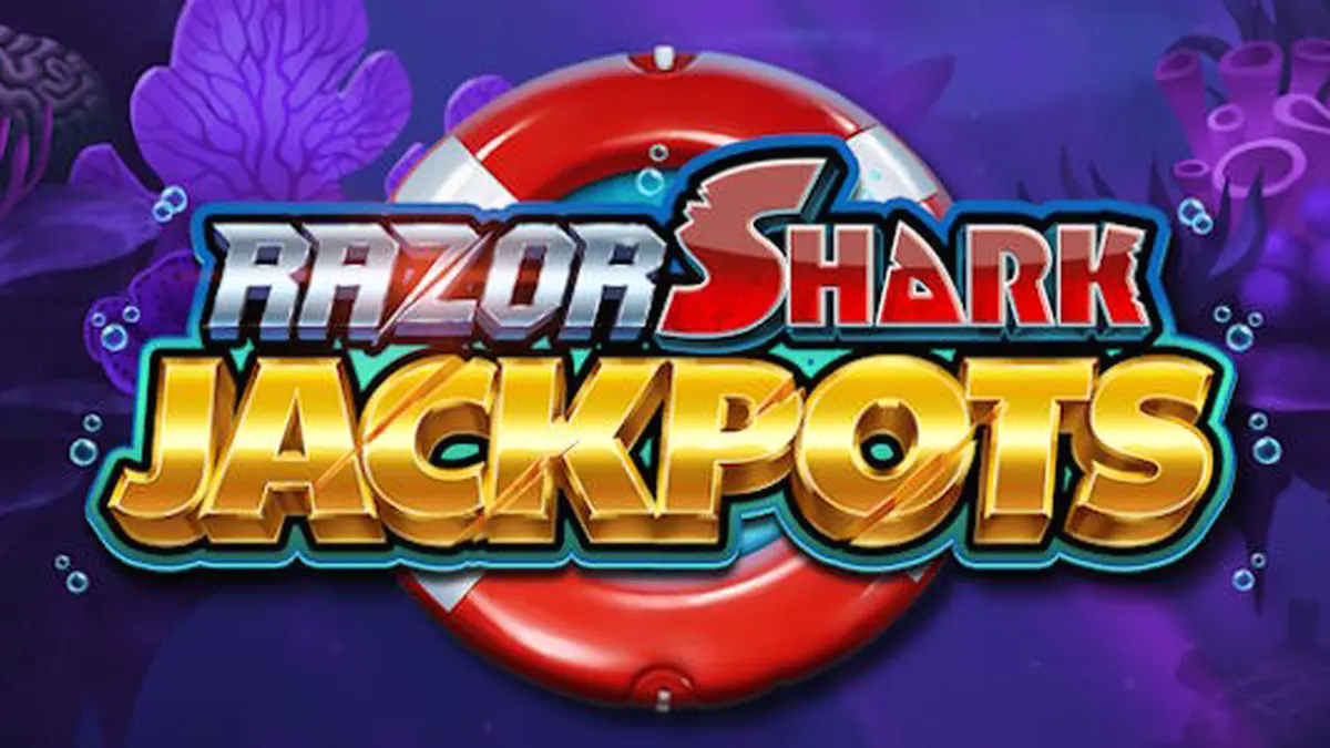 Captura de tela do jogo Razor Shark Jackpots com tubarões e tesouros subaquáticos.